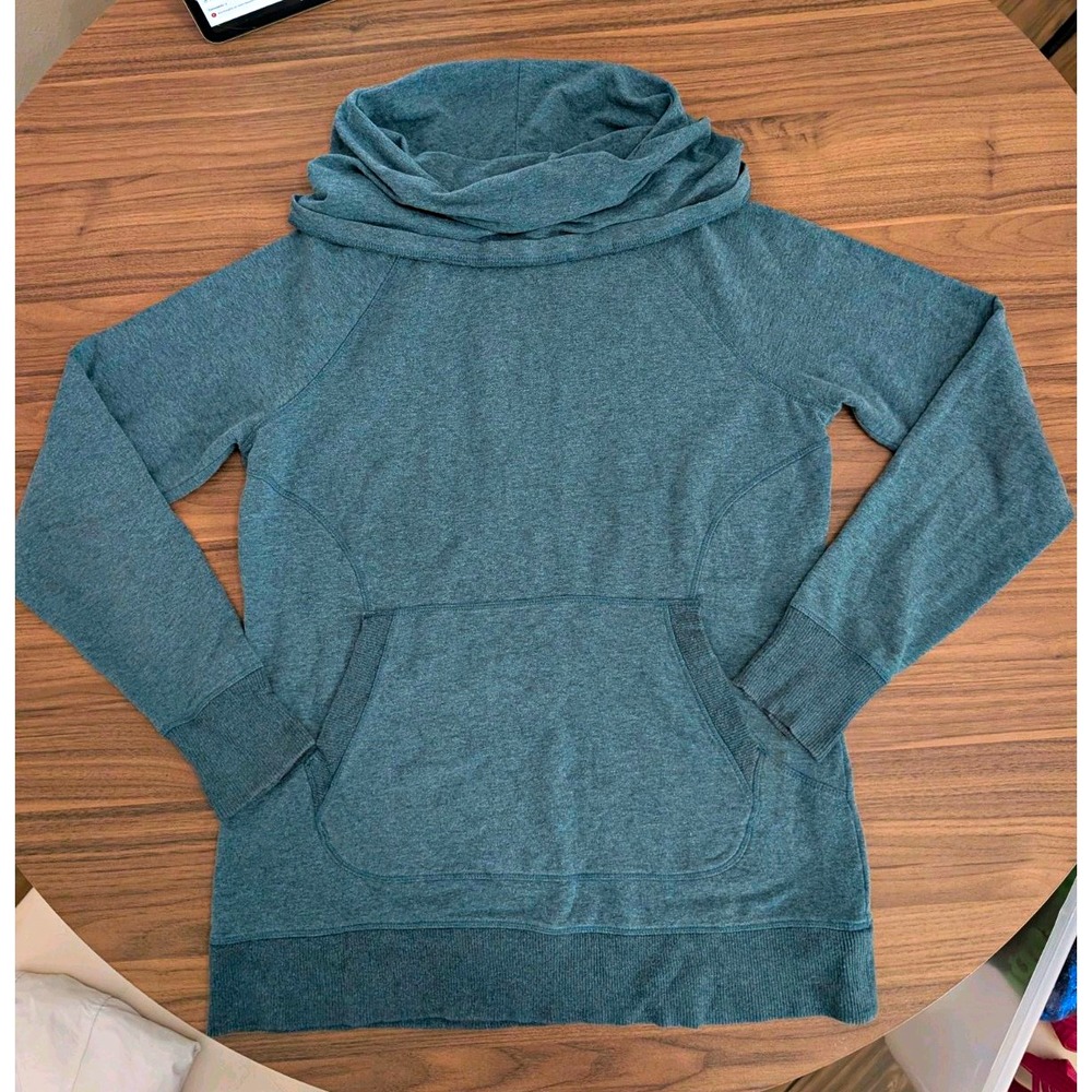 L.L.Bean Women's Medium Cowl Neck Pullover Hoodie Thumbholes Kangaroo Pocket